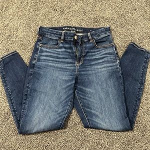 American Eagle Denim Women’s size 8 Curvy Jegging Used like New!